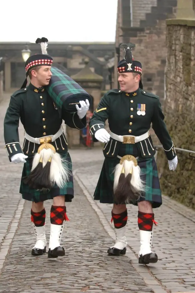 Scottish army in traditional dress