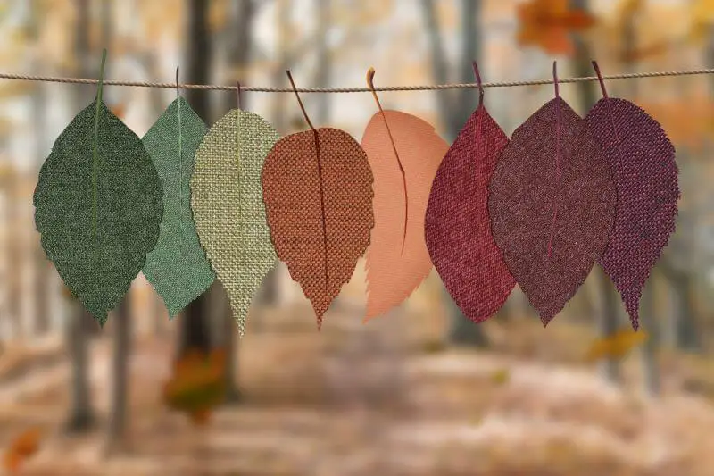 Des décorations en feutrine sont faciles à faire et très sympa en automne