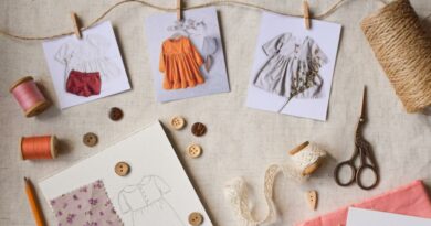 Vêtements enfant à coudre pour le printemps