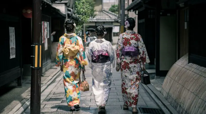 Comment coudre un Kimono pour l'été ?