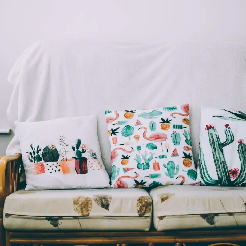 Sewing Christmas cushions is quick and easy!