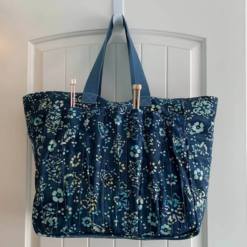 GRAND-MAMAN - Sac de tricot 35cm x 35cm x 20cm avec poches pour aiguilles, parfait pour patron de couture pdf à télécharger.